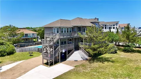 2349 Sandfiddler Rd, Virginia Beach, VA 23456