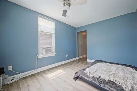 Bedroom - 1317 West Ave, Hampton, VA 23669 photo 2 of 3