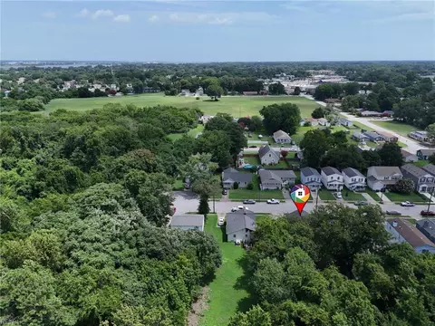 View/Area - 1317 West Ave, Hampton, VA 23669 photo 5 of 10