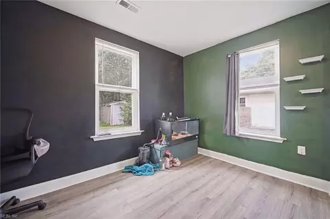 Other - 1317 West Ave, Hampton, VA 23669 photo 3 of 9