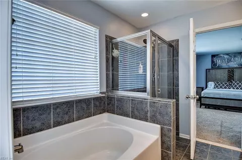 Bath - 200 Benthall Rd, Hampton, VA 23664 photo 2 of 4