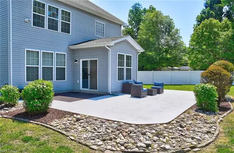 Exterior - 200 Benthall Rd, Hampton, VA 23664 photo 2 of 6