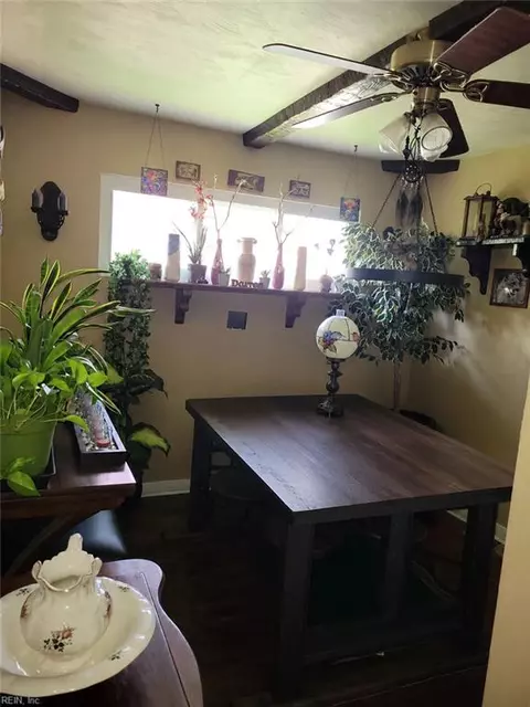 Dining - 3307 W Weaver Rd W, Hampton, VA 23666 photo 1 of 1