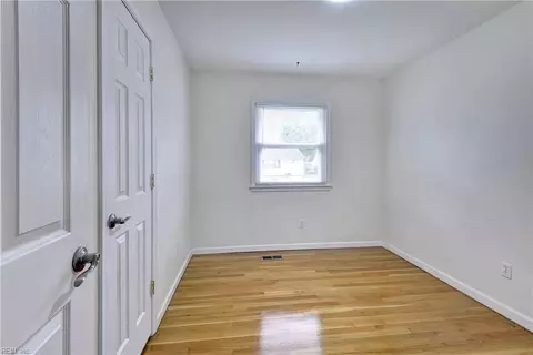 Bedroom - 806 Burton St, Hampton, VA 23666 photo 5 of 5