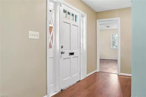 347 Brout Dr, Hampton, VA 23666 photo 4