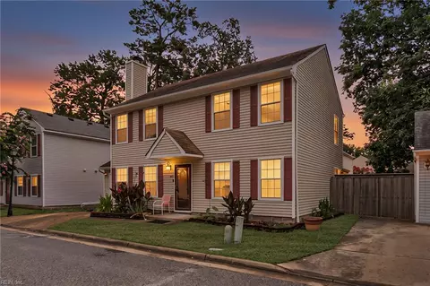 204 Old Bridge Ct, Newport News, VA 23608