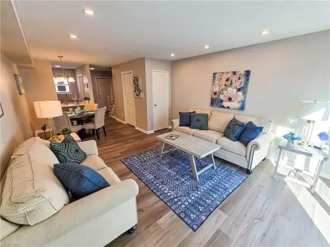 1268 Little Bay Ave #12, Norfolk, VA 23503