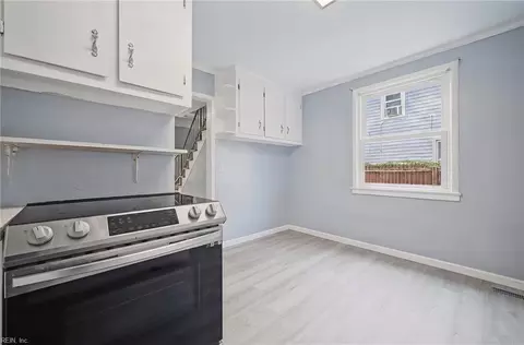 Other - 19 E Lamington Rd, Hampton, VA 23669 photo 1 of 8