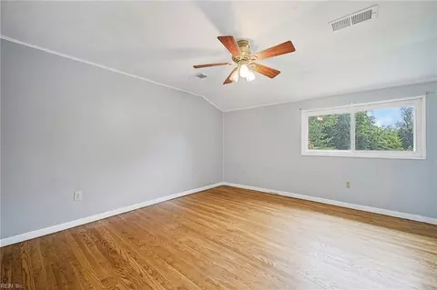 Bedroom - 19 E Lamington Rd, Hampton, VA 23669 photo 2 of 9