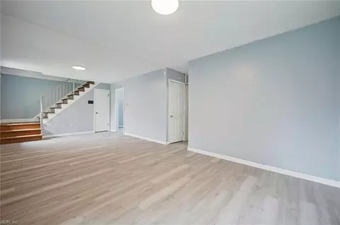 Living - 19 E Lamington Rd, Hampton, VA 23669 photo 2 of 2