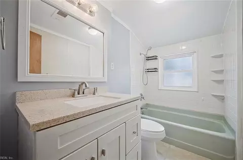 Bath - 19 E Lamington Rd, Hampton, VA 23669 photo 2 of 2