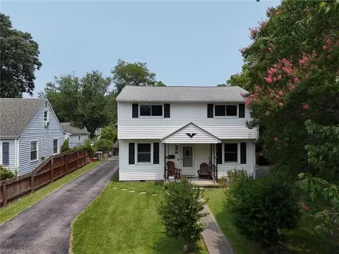 Exterior - 19 E Lamington Rd, Hampton, VA 23669 photo 9 of 9