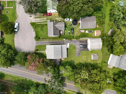 View/Area - 19 E Lamington Rd, Hampton, VA 23669 photo 4 of 10