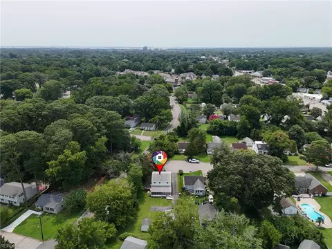 View/Area - 19 E Lamington Rd, Hampton, VA 23669 photo 6 of 10