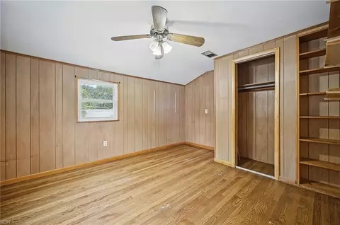 Bedroom - 19 E Lamington Rd, Hampton, VA 23669 photo 4 of 9