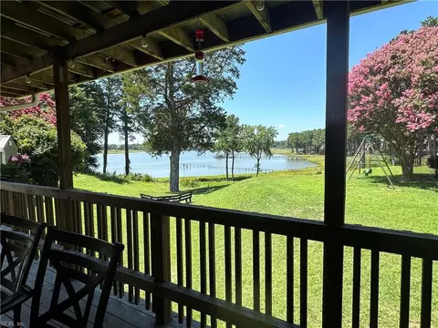 Exterior - 103 Beale Ave, Smithfield, VA 23430 photo 2 of 10