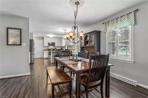 Dining - 103 Beale Ave, Smithfield, VA 23430 photo 3 of 3