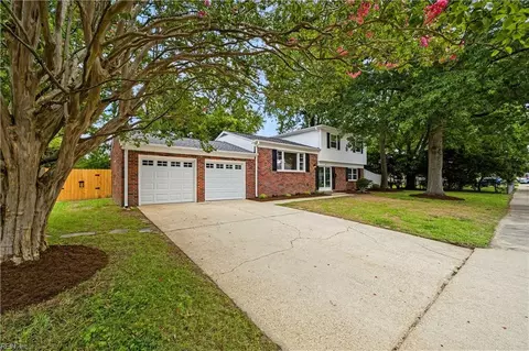 Exterior - 118 Tanglewood Dr, Hampton, VA 23666 photo 2 of 7