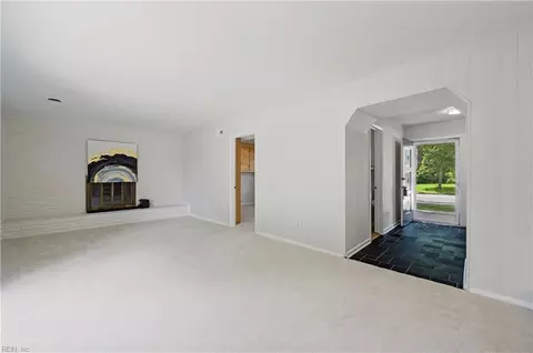 Other - 118 Tanglewood Dr, Hampton, VA 23666 photo 4 of 5