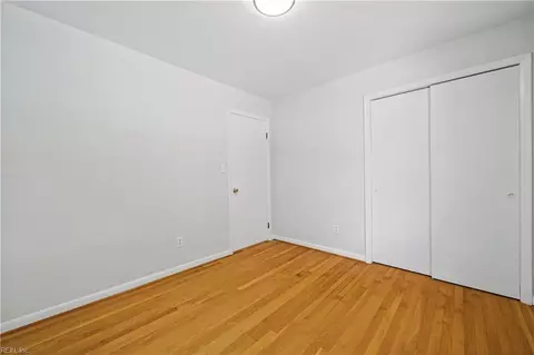 Bedroom - 118 Tanglewood Dr, Hampton, VA 23666 photo 6 of 8