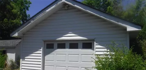 Exterior - 3636 Amherst St, Norfolk, VA 23513 photo 2 of 3