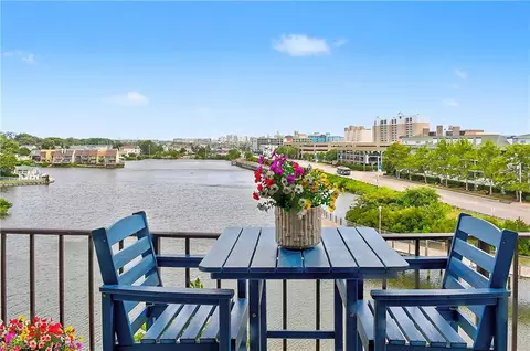 500 Pacific Ave #512, Virginia Beach, VA 23451