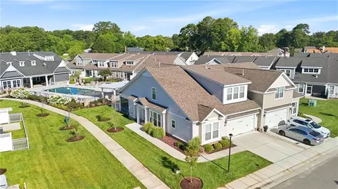 3106 Lantern Pl, Chesapeake, VA 23321