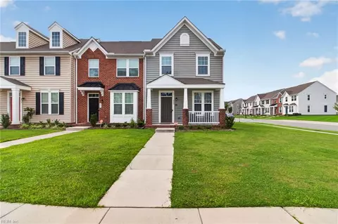 265 Goldenstar Ln, Portsmouth, VA 23701