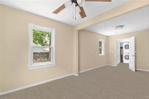 Bedroom - 325 E Lorengo Ave, Norfolk, VA 23503 photo 1 of 5