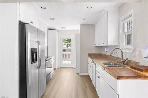 Kitchen - 325 E Lorengo Ave, Norfolk, VA 23503 photo 1 of 2