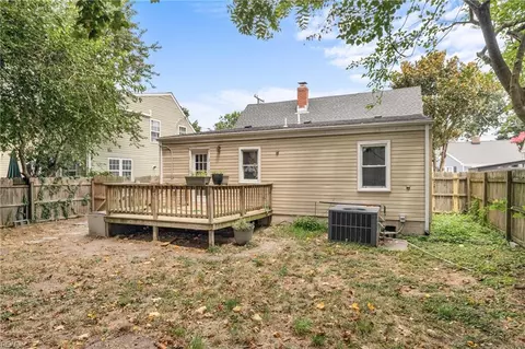 Exterior - 325 E Lorengo Ave, Norfolk, VA 23503 photo 4 of 4