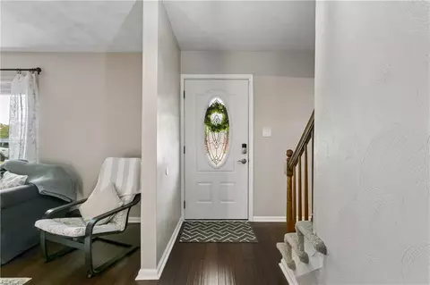 Entry Way - 201 Captains Ct, Hampton, VA 23669 photo 2 of 2