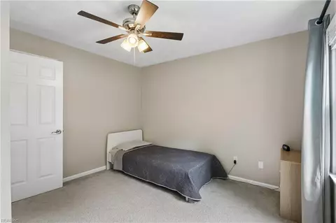 Bedroom - 201 Captains Ct, Hampton, VA 23669 photo 5 of 6