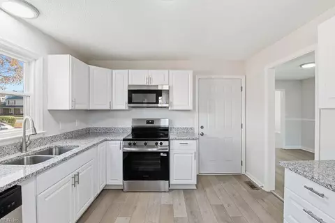 Other - 18 Fort Worth St, Hampton, VA 23669 photo 1 of 7