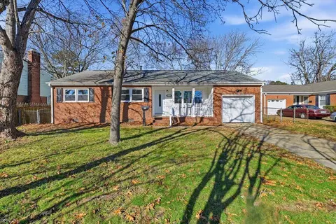 Exterior - 18 Fort Worth St, Hampton, VA 23669 photo 9 of 9