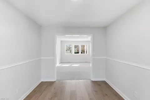 Entry Way - 18 Fort Worth St, Hampton, VA 23669 photo 2 of 3