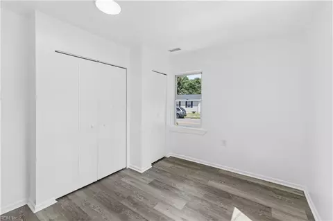 Bedroom - 1079 Johnstons Rd, Norfolk, VA 23513 photo 7 of 7