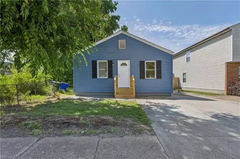 Exterior - 1079 Johnstons Rd, Norfolk, VA 23513 photo 2 of 5