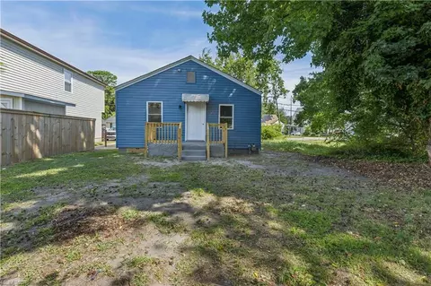 Exterior - 1079 Johnstons Rd, Norfolk, VA 23513 photo 5 of 5