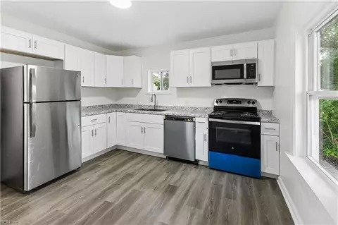 Kitchen - 1079 Johnstons Rd, Norfolk, VA 23513 photo 1 of 1