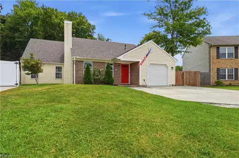 1824 Finsbury Ln, Virginia Beach, VA 23454
