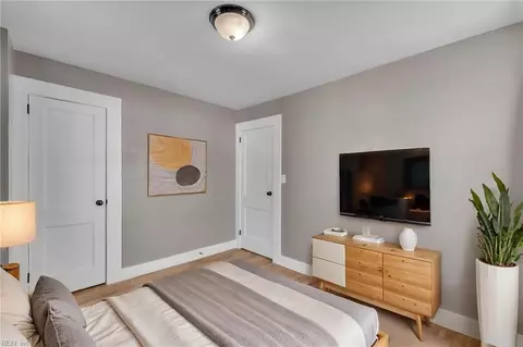 Bedroom - 401 Glendale Rd, Hampton, VA 23661 photo 10 of 16