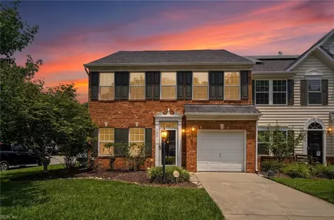 132 Brock St, Yorktown, VA 23690