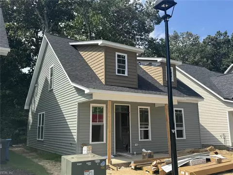 106 Blue Crab Pt, Poquoson, VA 23662