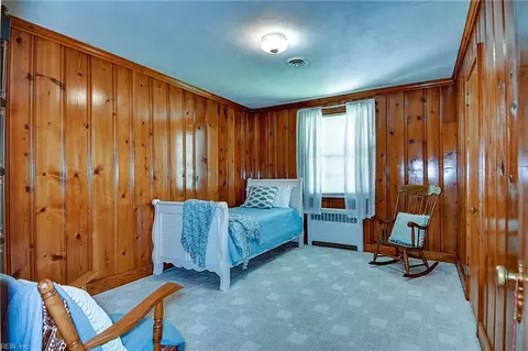Bedroom - 8575 Circle Dr, Norfolk, VA 23503 photo 6 of 7
