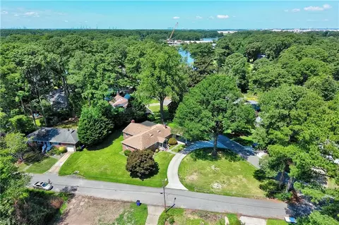 View/Area - 8575 Circle Dr, Norfolk, VA 23503 photo 3 of 3