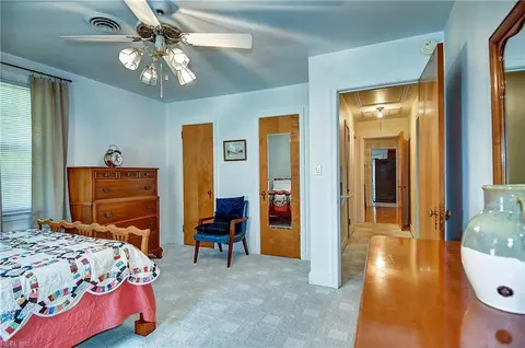 Bedroom - 8575 Circle Dr, Norfolk, VA 23503 photo 3 of 7