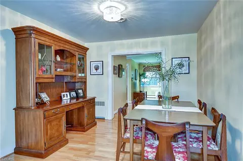 Dining - 8575 Circle Dr, Norfolk, VA 23503 photo 2 of 5