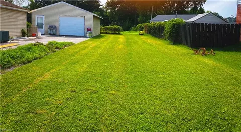 623 Fairfield Blvd # -B, Hampton, VA 23669 photo 4