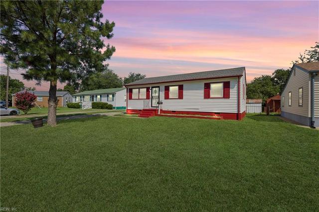 1005 73rd St, Newport News, VA 23605